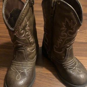 Toddler girls boots by Cherokee